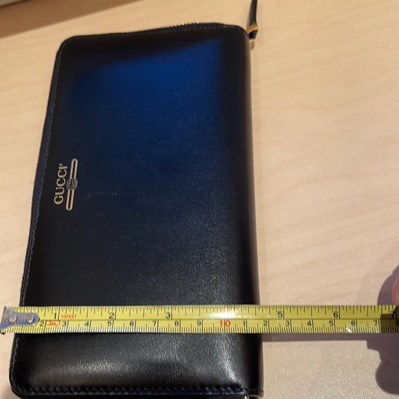 Gucci Leather Zip Around Wallet - Picture 6 of 7